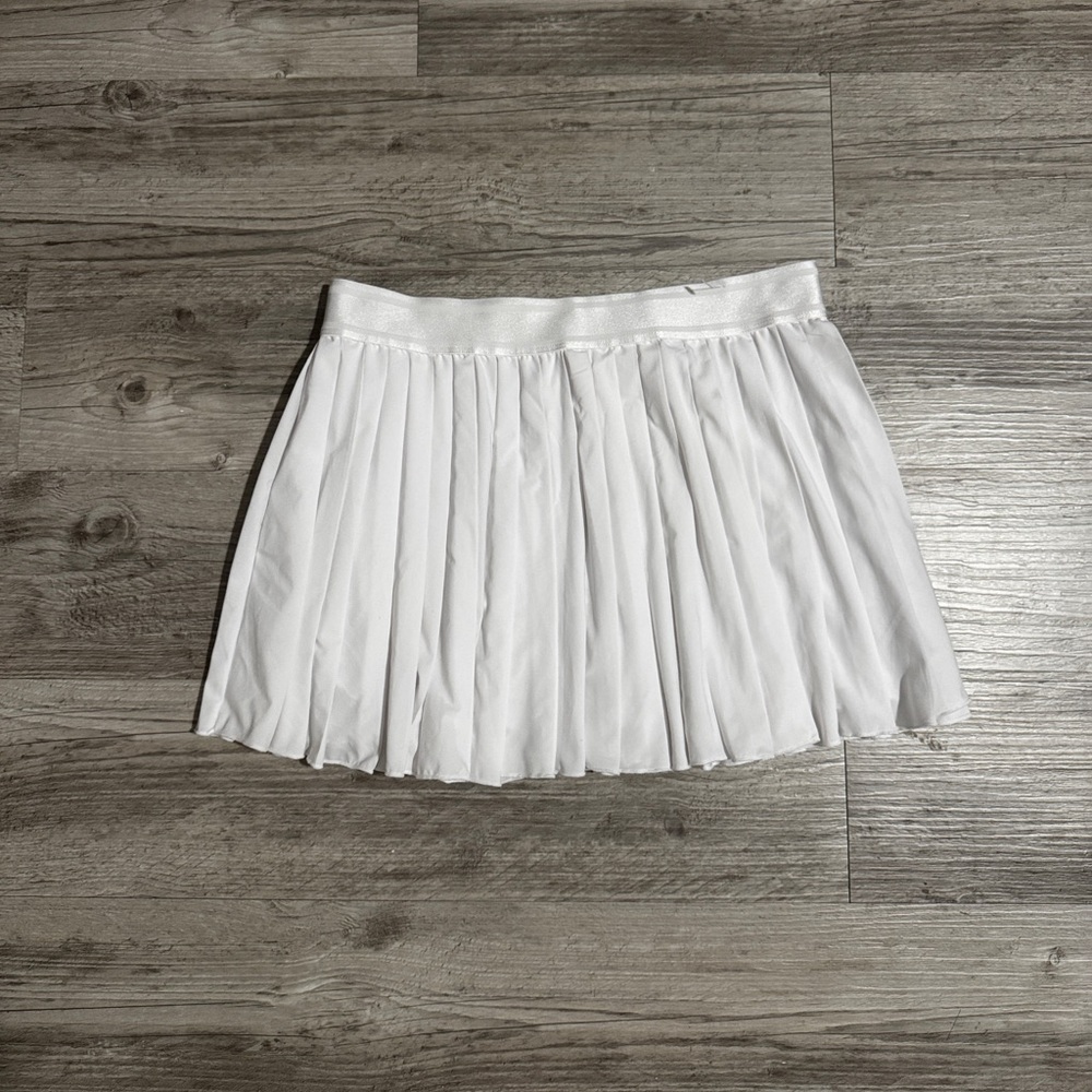 White Pleated Skater Mini Skirt - Unbranded